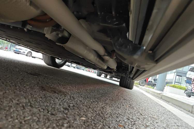 Used Wey Lanshan 2023 Four-Wheel Drive Ultra-Long Range Version Chassis Rear Right