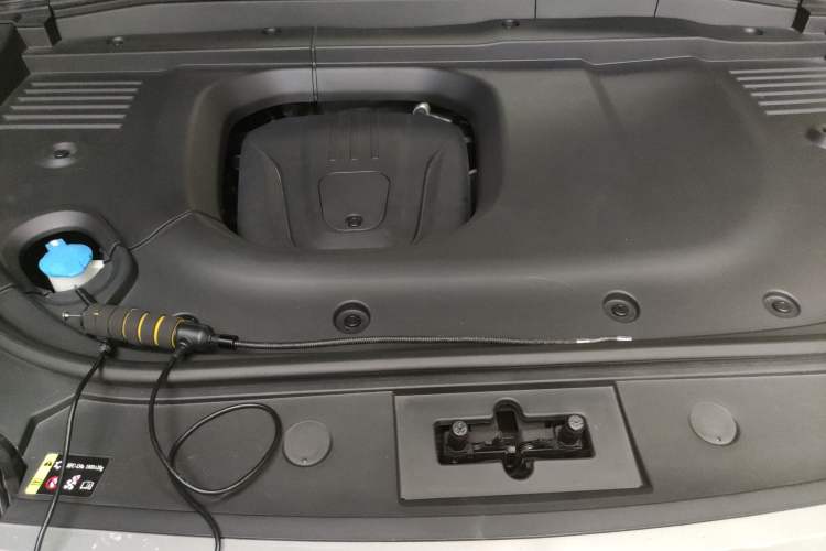 Used Wey Lanshan 2023 Four-Wheel Drive Ultra-Long Range Version Engine Bay