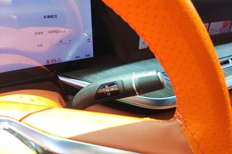 Used Wey Lanshan 2023 Four-Wheel Drive Ultra-Long Range Version Gear Lever