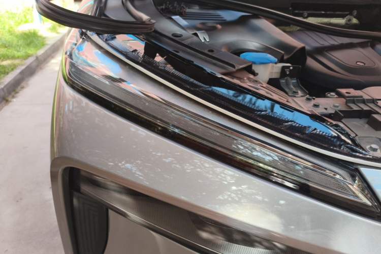 Used Wey Lanshan 2023 Four-Wheel Drive Ultra-Long Range Version Right Front Headlight