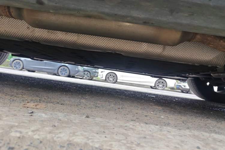 Used Wey Lanshan 2023 Four-Wheel Drive Ultra-Long Range Version Chassis Front Right