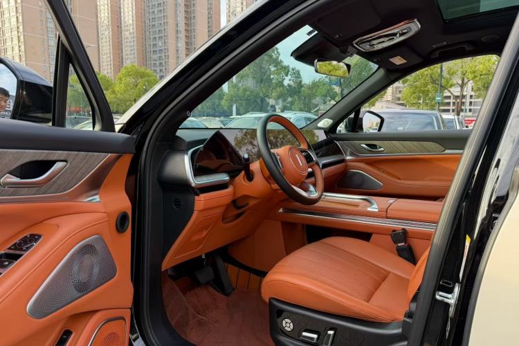 Used Wey Lanshan 2023 Four-Wheel Drive Ultra-Long Range Version Interior 3