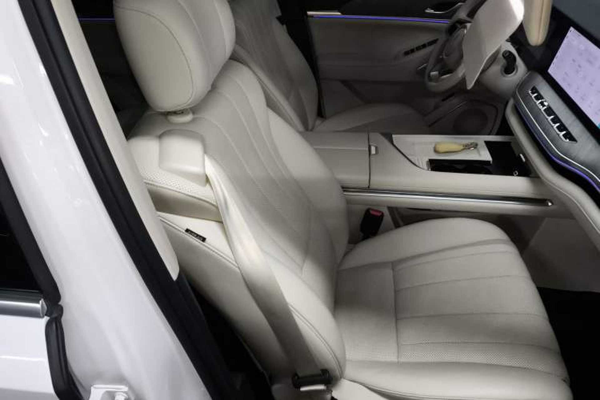 Used Wey Lanshan 2023 Four-Wheel Drive Ultra-Long Range Version Right Front Seat