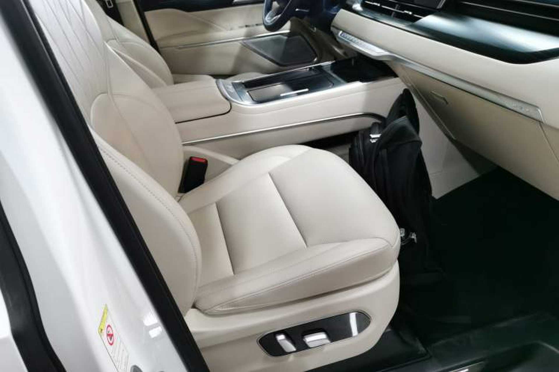 Used Wey Lanshan 2023 Four-Wheel Drive Ultra-Long Range Version Right Front Seat