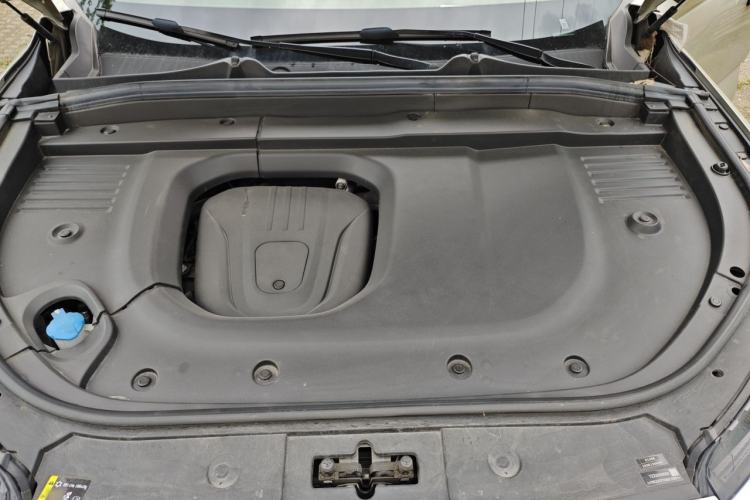 Used Wey Lanshan 2023 Four-Wheel Drive Ultra-Long Range Version Engine Bay