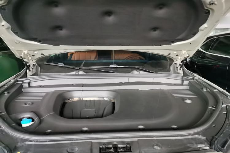 Used Wey Lanshan 2023 Four-Wheel Drive Ultra-Long Range Version Engine Bay