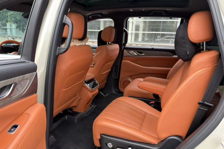 Used Wey Lanshan 2023 Two-Wheel Drive Long-Range Version Interior 4