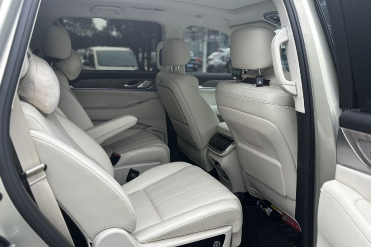 Used Wey Lanshan 2023 Four-Wheel Drive Ultra-Long Range Version Interior 5