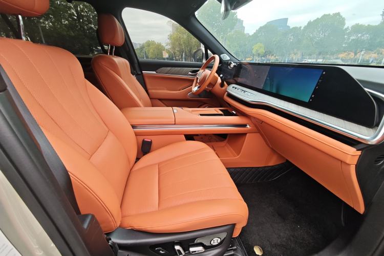 Used Wey Lanshan 2023 Four-Wheel Drive Ultra-Long Range Version Interior 5