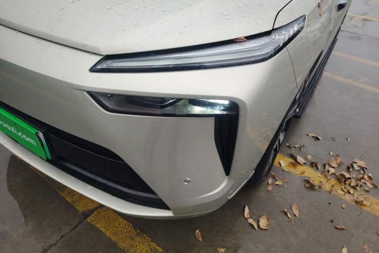 Used Wey Lanshan 2023 Four-Wheel Drive Ultra-Long Range Version Left Front Headlight