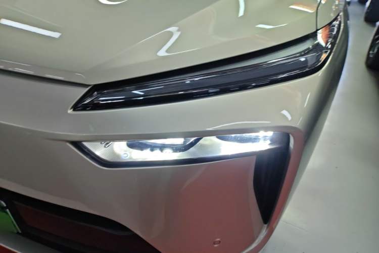 Used Wey Lanshan 2023 Four-Wheel Drive Ultra-Long Range Version Left Front Headlight