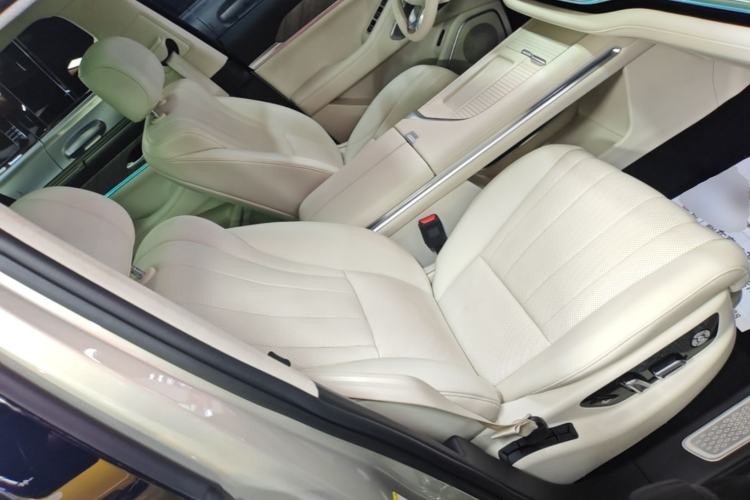 Used Wey Lanshan 2023 Four-Wheel Drive Ultra-Long Range Version Right Front Seat