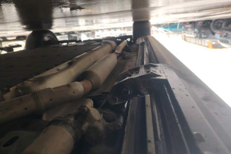 Used Wey Lanshan 2023 Four-Wheel Drive Ultra-Long Range Version Right Side Sill