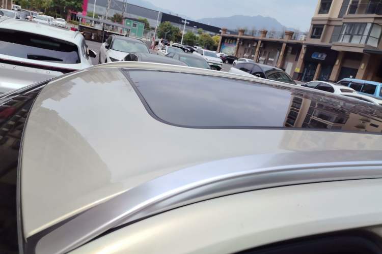 Used Wey Lanshan 2023 Two-Wheel Drive Long-Range Version Roof