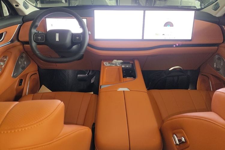 Used Wey Lanshan 2025 Four-Wheel Drive Ultra Center Console
