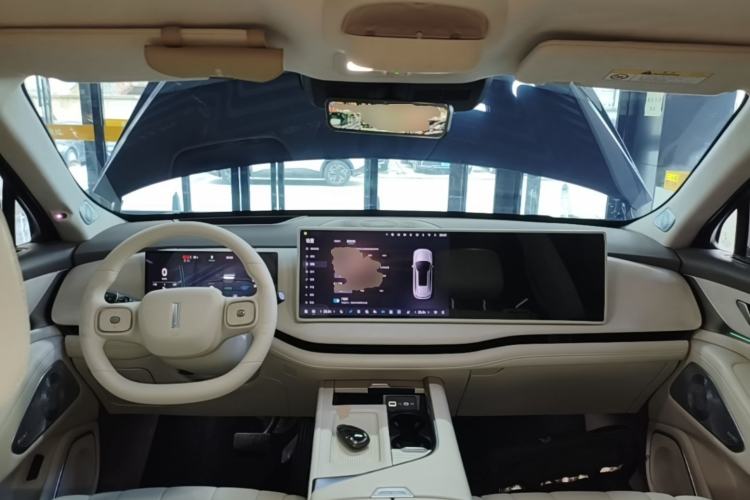 Used Wey Lanshan 2025 Four-Wheel Drive Ultra Center Console