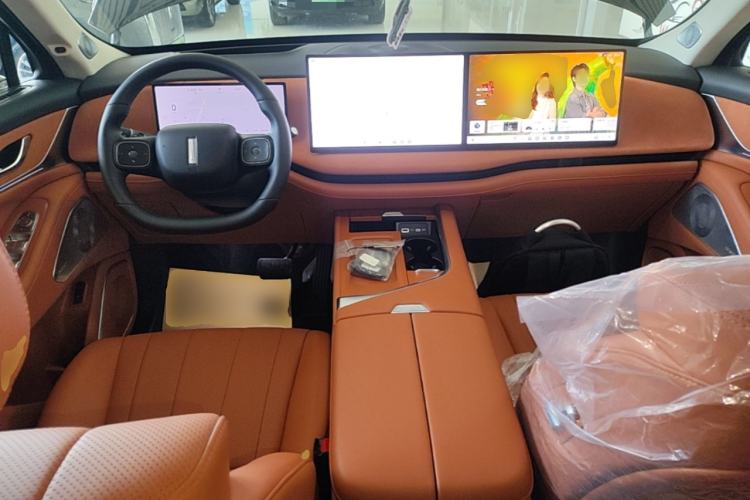 Used Wey Lanshan 2025 Four-Wheel Drive Ultra Center Console