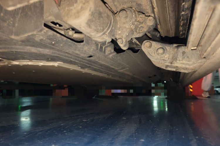 Used Wey Lanshan 2025 Four-Wheel Drive Max Chassis Front Left