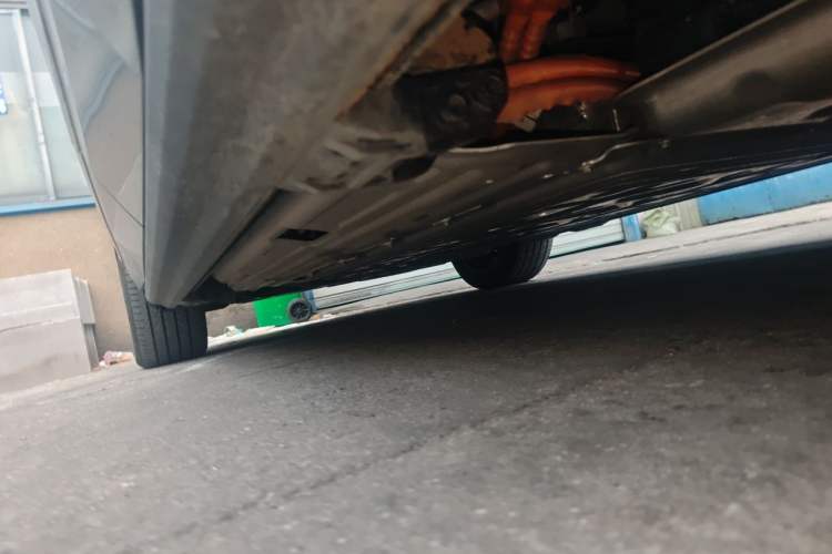 Used Wey Lanshan 2025 Four-Wheel Drive Max Chassis Rear Left
