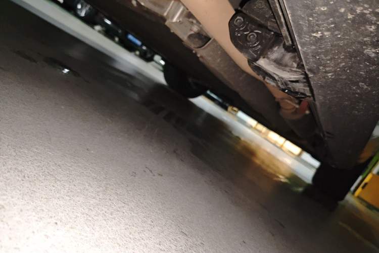 Used Wey Lanshan 2025 Four-Wheel Drive Max Chassis Rear Right