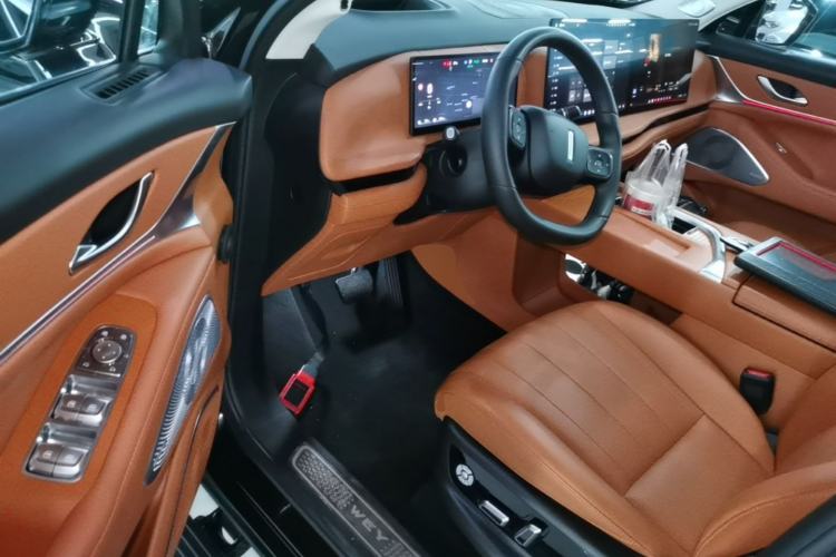 Used Wey Lanshan 2025 Four-Wheel Drive Max Driver Seat