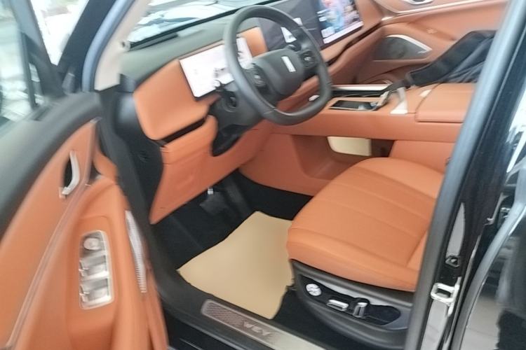 Used Wey Lanshan 2025 Four-Wheel Drive Max Driver Seat