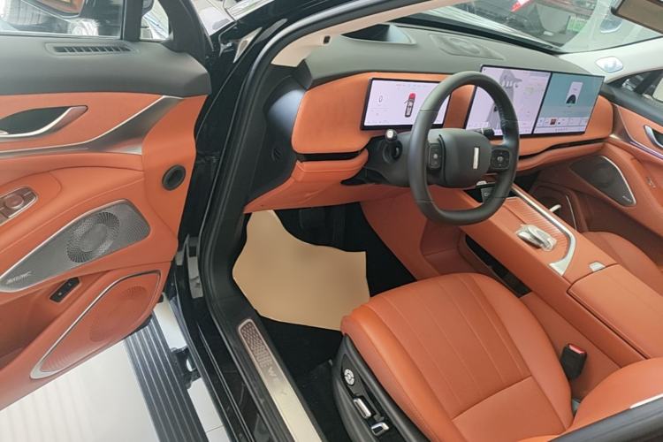 Used Wey Lanshan 2025 Four-Wheel Drive Max Driver Seat