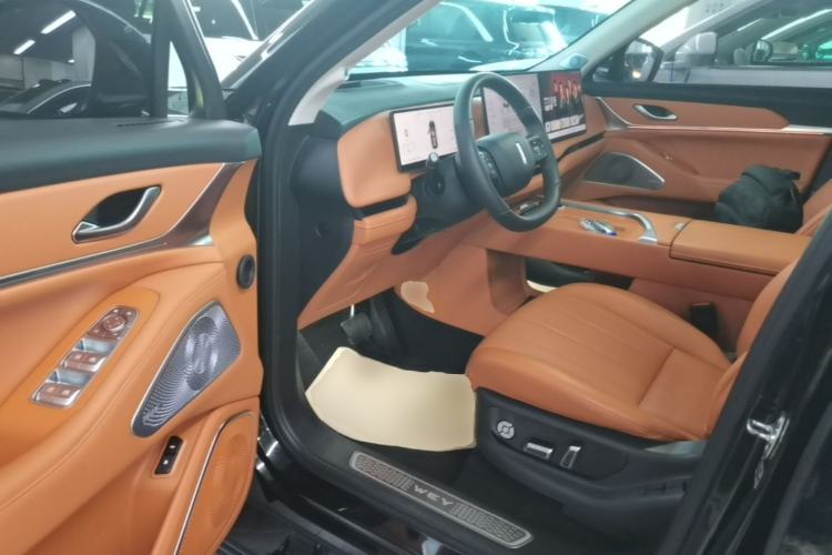 Used Wey Lanshan 2025 Four-Wheel Drive Max Driver Seat
