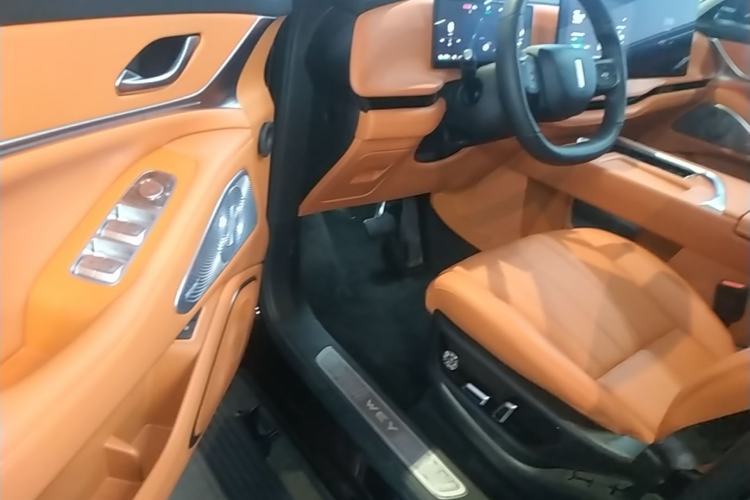 Used Wey Lanshan 2025 Four-Wheel Drive Max Driver Seat
