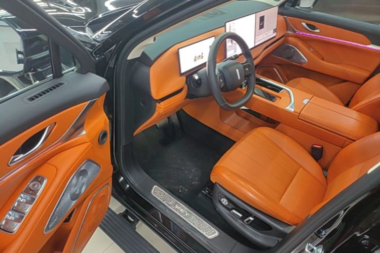 Used Wey Lanshan 2025 Four-Wheel Drive Max Driver Seat