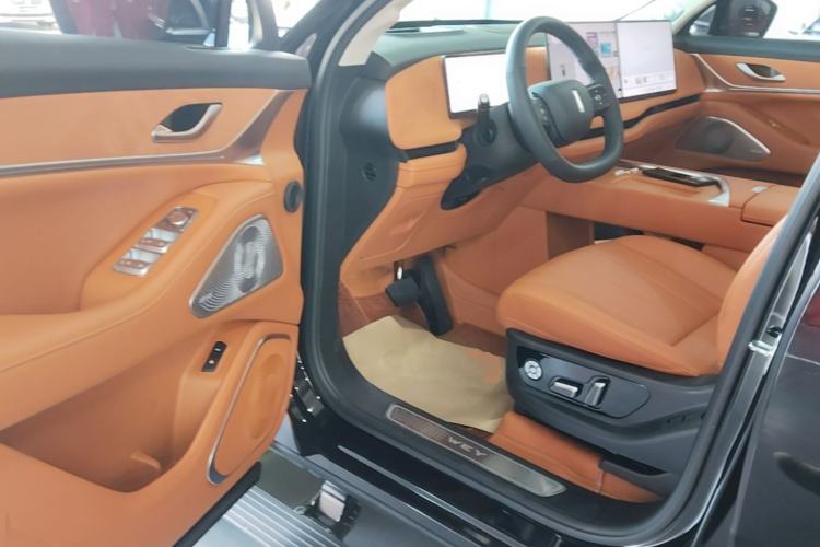 Used Wey Lanshan 2025 Four-Wheel Drive Ultra Driver Seat