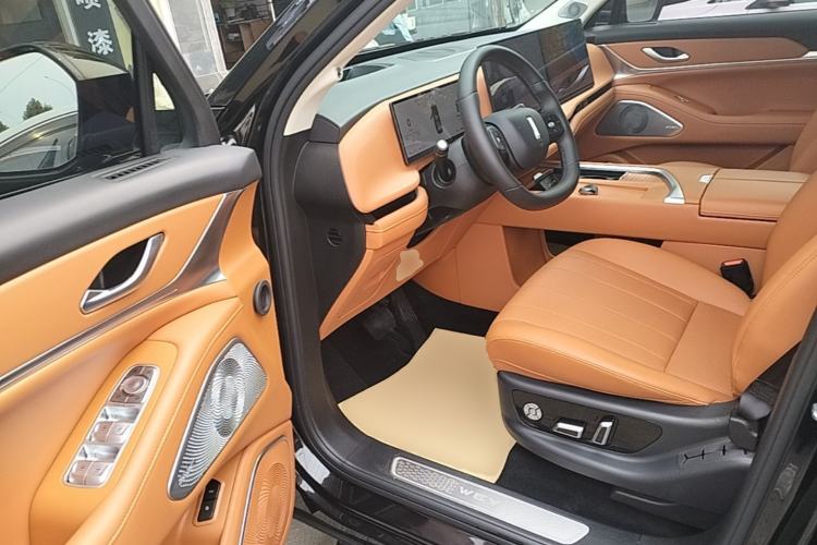 Used Wey Lanshan 2025 Four-Wheel Drive Max Driver Seat