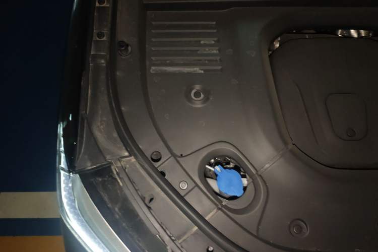 Used Wey Lanshan 2025 Four-Wheel Drive Max Engine Bay Right