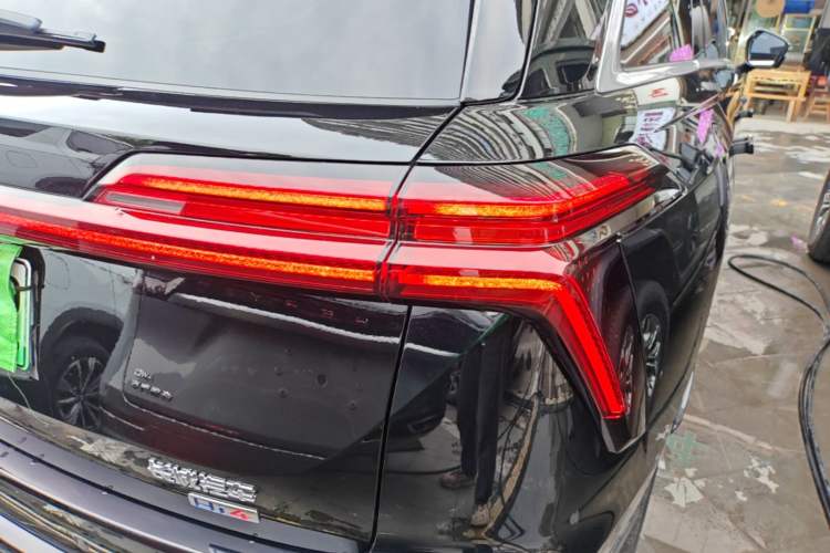 Used Wey Lanshan 2025 Four-Wheel Drive Ultra Exterior 3