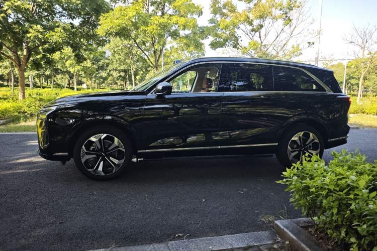 Used Wey Lanshan 2025 Four-Wheel Drive Ultra Exterior 3