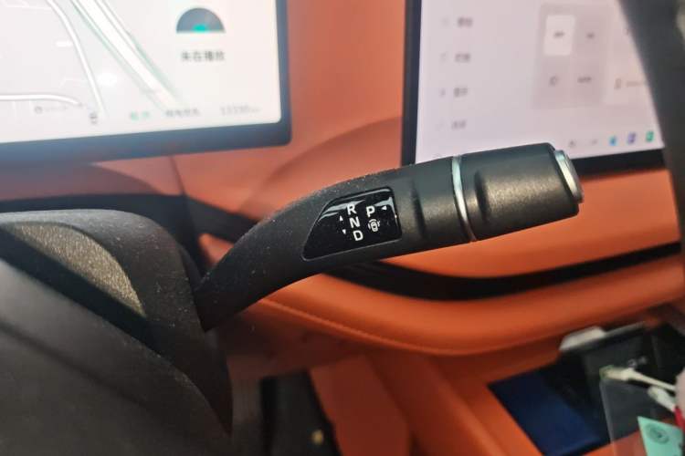 Used Wey Lanshan 2025 Four-Wheel Drive Max Gear Lever