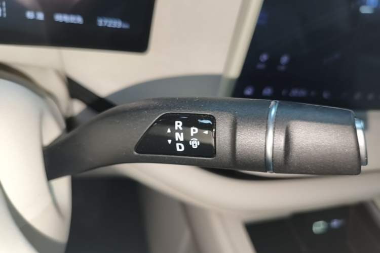 Used Wey Lanshan 2025 Four-Wheel Drive Ultra Gear Lever