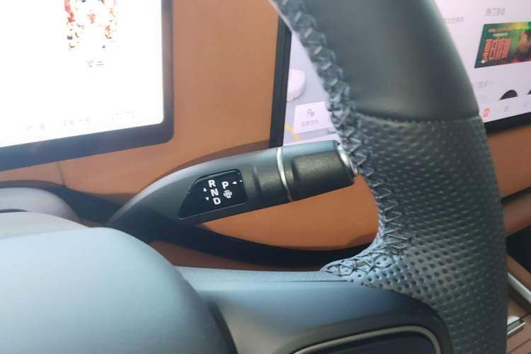 Used Wey Lanshan 2025 Four-Wheel Drive Ultra Gear Lever