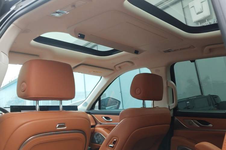 Used Wey Lanshan 2025 Four-Wheel Drive Max Headliner