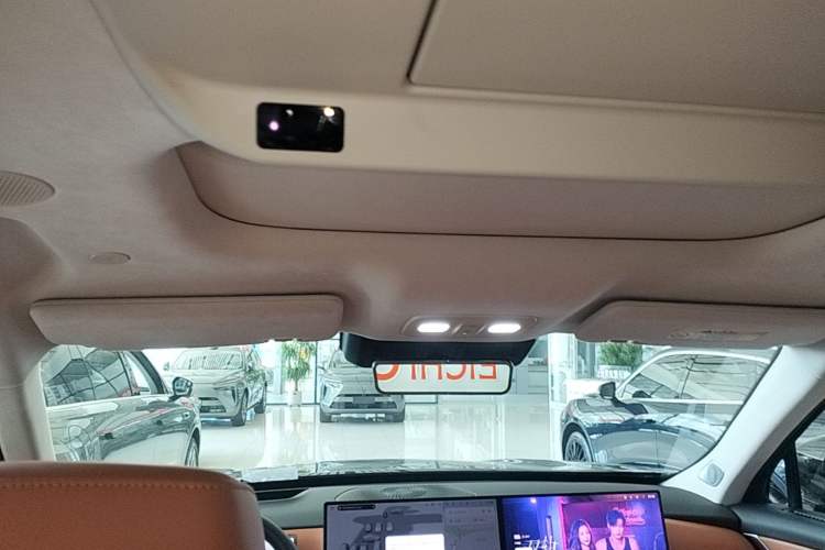 Used Wey Lanshan 2025 Four-Wheel Drive Max Headliner