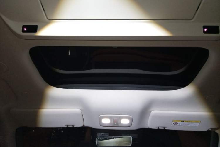 Used Wey Lanshan 2025 Four-Wheel Drive Max Headliner