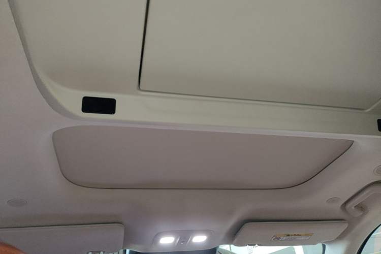 Used Wey Lanshan 2025 Four-Wheel Drive Ultra Headliner