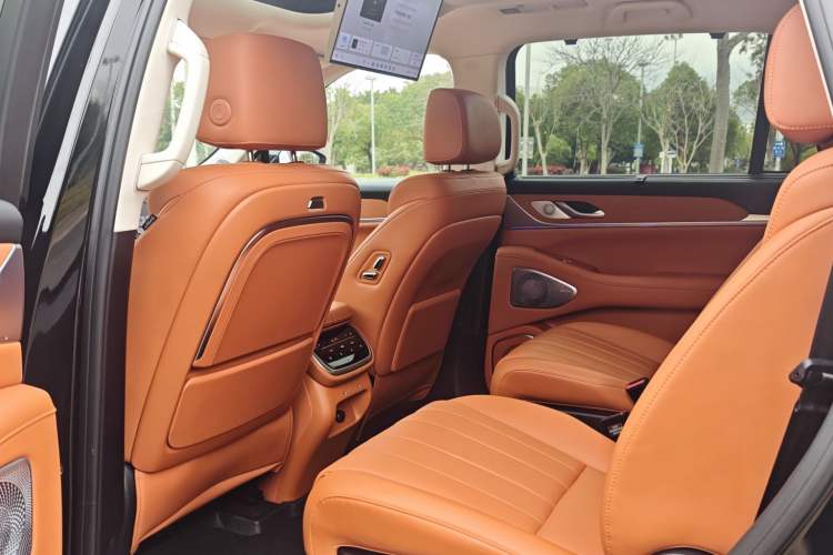Used Wey Lanshan 2025 Four-Wheel Drive Ultra Interior 3