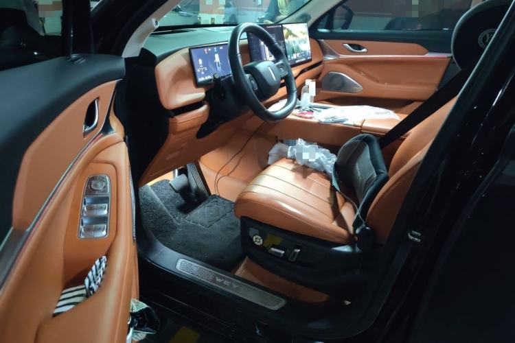 Used Wey Lanshan 2025 Four-Wheel Drive Max Interior 3