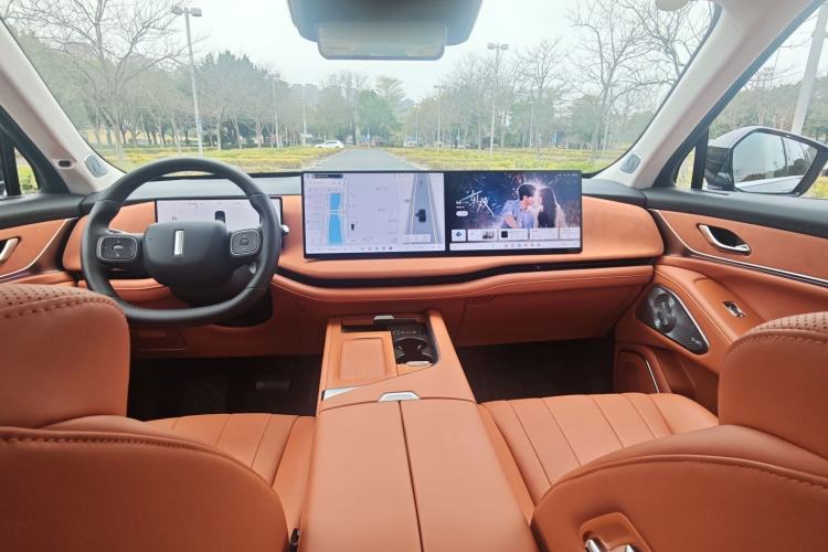Used Wey Lanshan 2025 Four-Wheel Drive Ultra Interior 4
