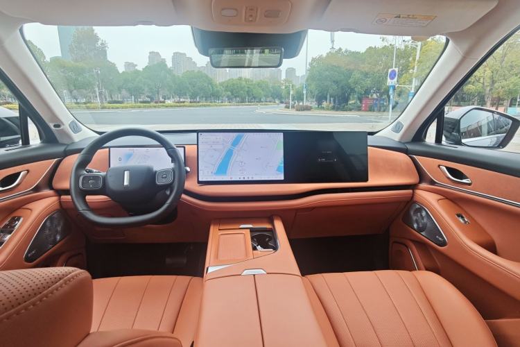 Used Wey Lanshan 2025 Four-Wheel Drive Ultra Interior 4