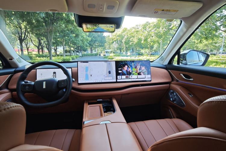 Used Wey Lanshan 2025 Four-Wheel Drive Ultra Interior 4