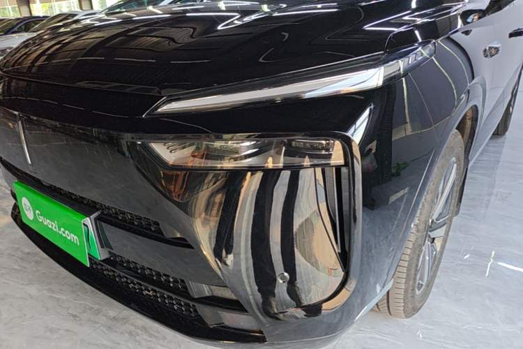 Used Wey Lanshan 2025 Four-Wheel Drive Max Left Front Headlight