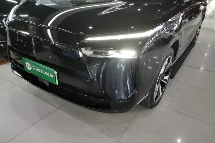 Used Wey Lanshan 2025 Four-Wheel Drive Max Left Front Headlight