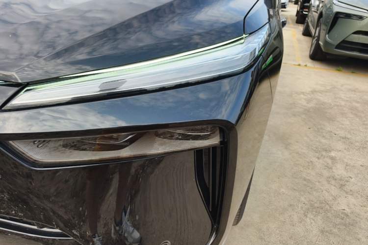 Used Wey Lanshan 2025 Four-Wheel Drive Max Left Front Headlight